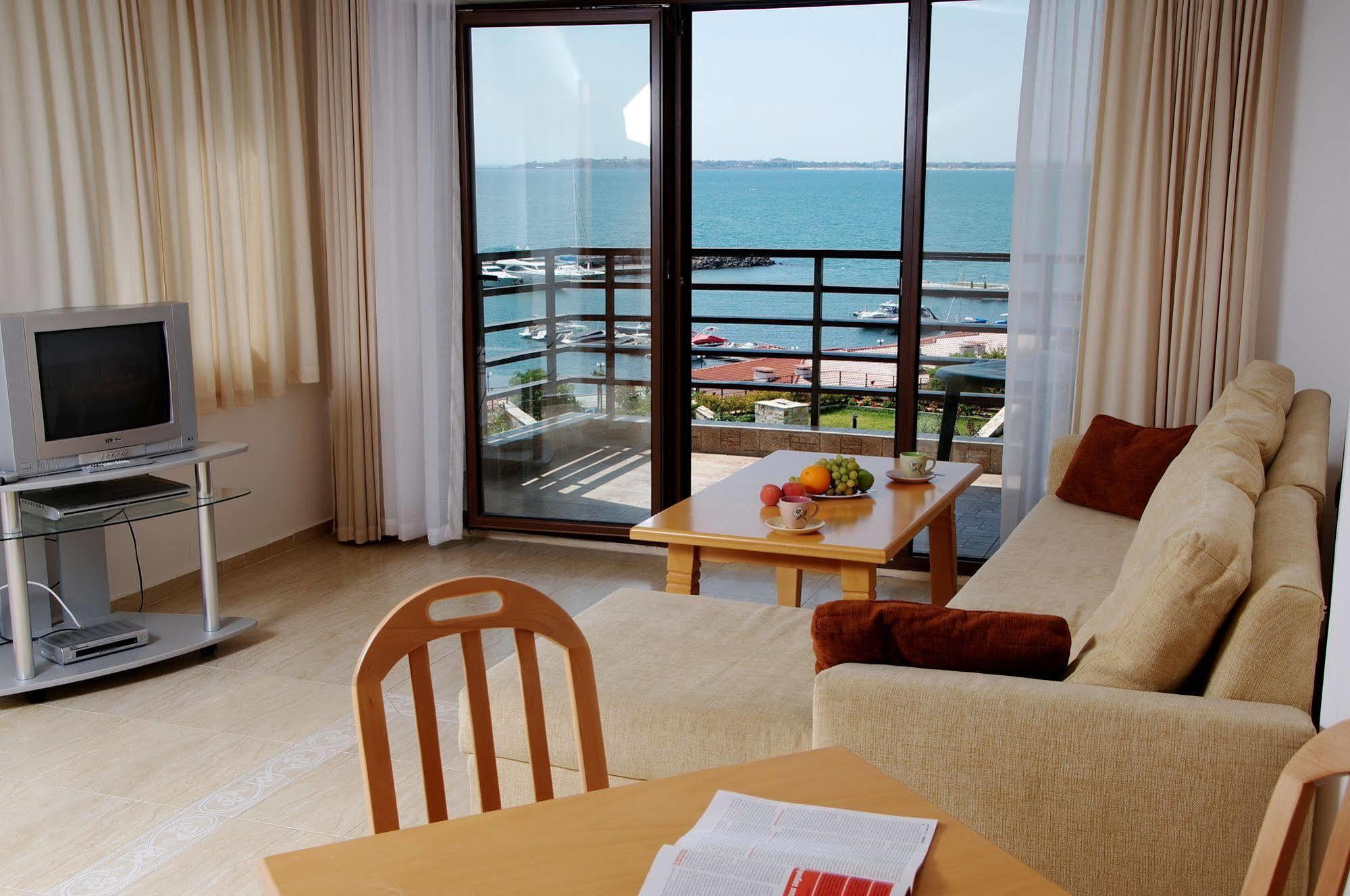 Diamond Apartments Sveti Vlas Esterno foto