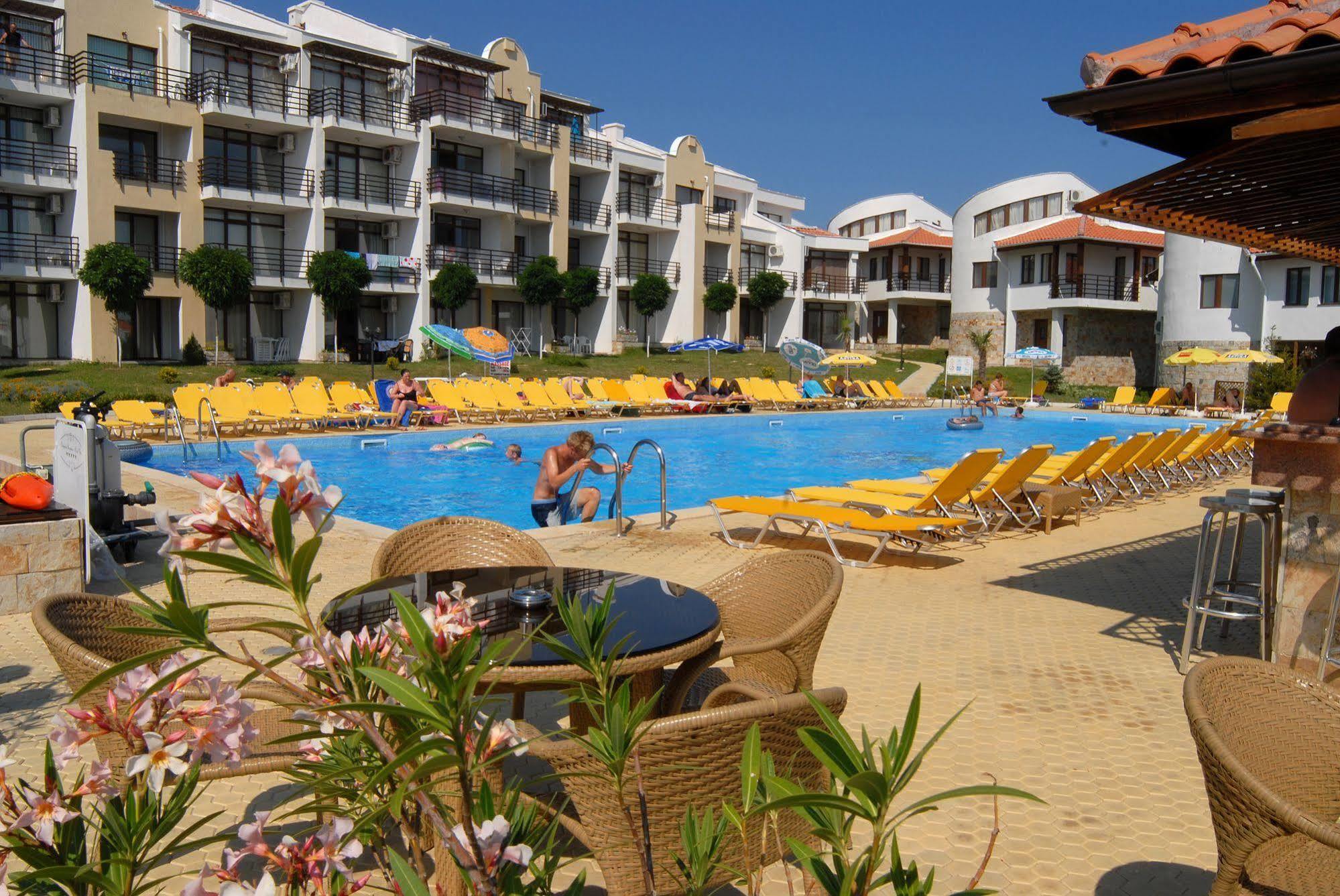 Diamond Apartments Sveti Vlas Esterno foto